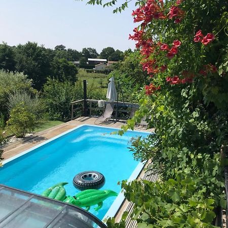 Le Petit Moulin Hotel Pouzauges Kültér fotó