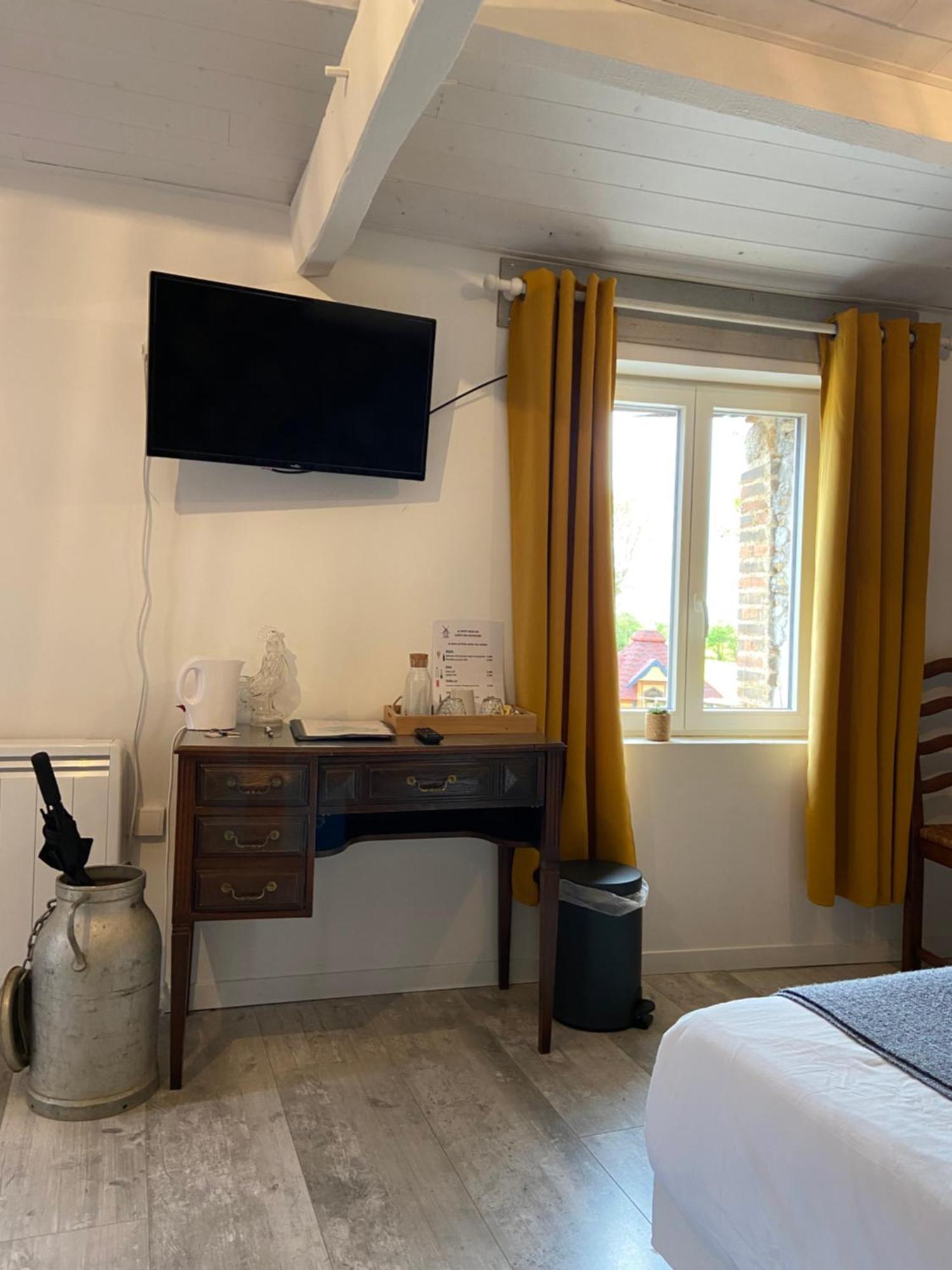 Le Petit Moulin Hotel Pouzauges Kültér fotó
